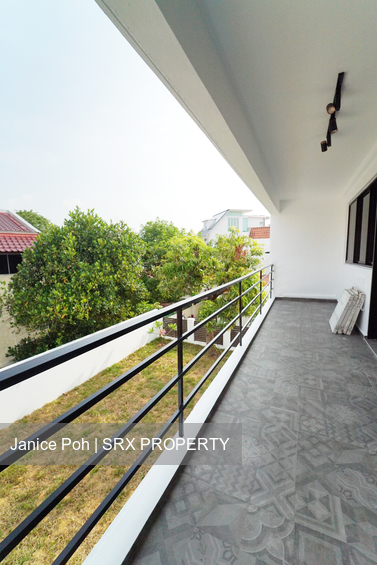 Pasir Ris Beach Park (D18), Semi-Detached #168458292